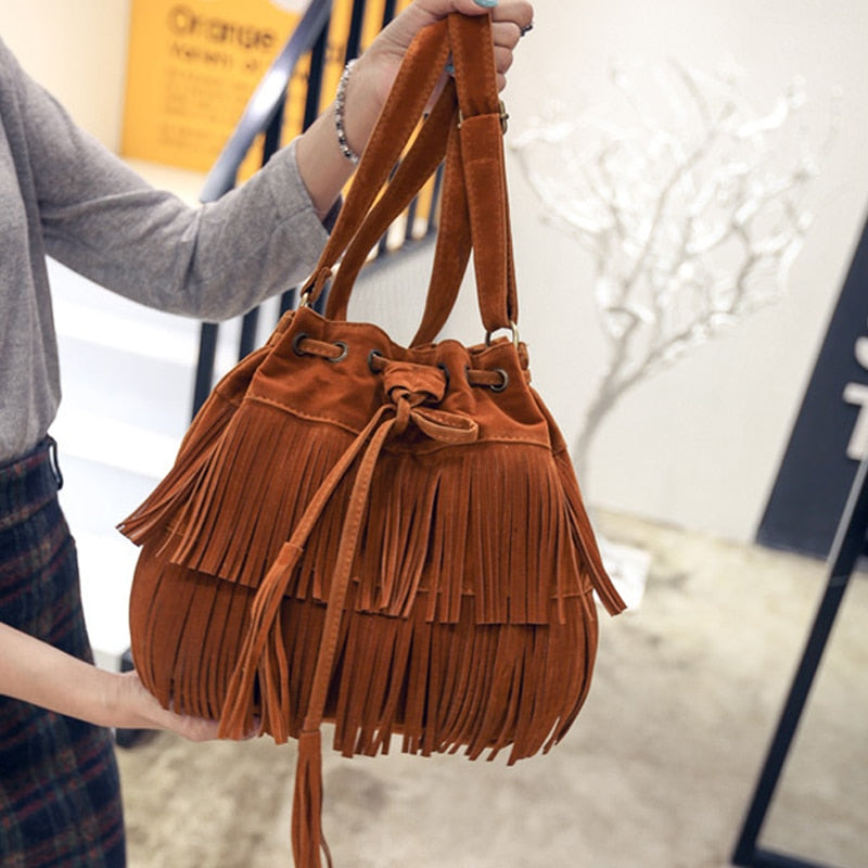 Fashion Retro Faux Suede Fringe Women Messenger Bags Tote New Handbag Tassel Shoulder Handbags Crossbody Bag Tassel Bucket