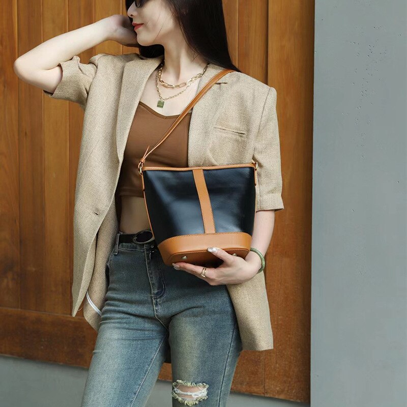YANATARI New Fashion Women&#39;s shoulder messenger bag dermis Bucket Small Bag  cowhide crossbody bag female luxury bag